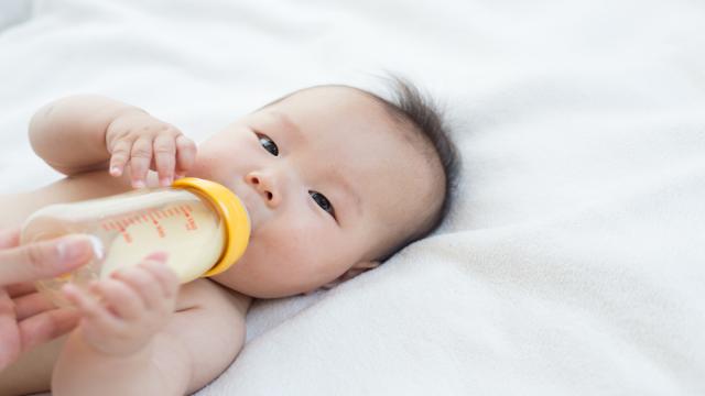 Lên thực đơn dinh dưỡng cho bé từ 0-12 tháng tuổi